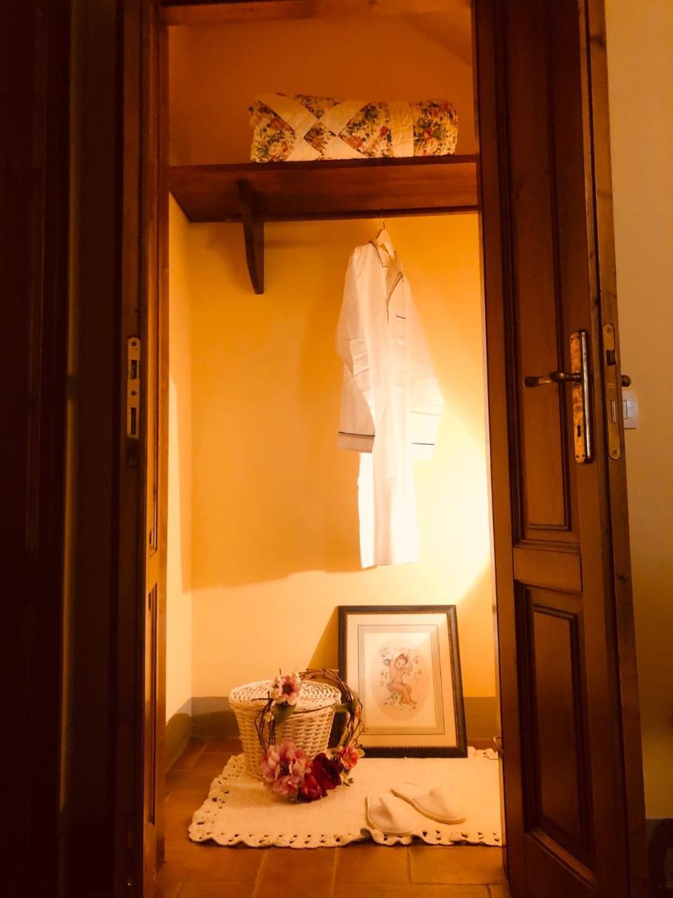 Il Borghetto Andrea Tafi Guest House ลัมปอเรคคิโอ ภายนอก รูปภาพ